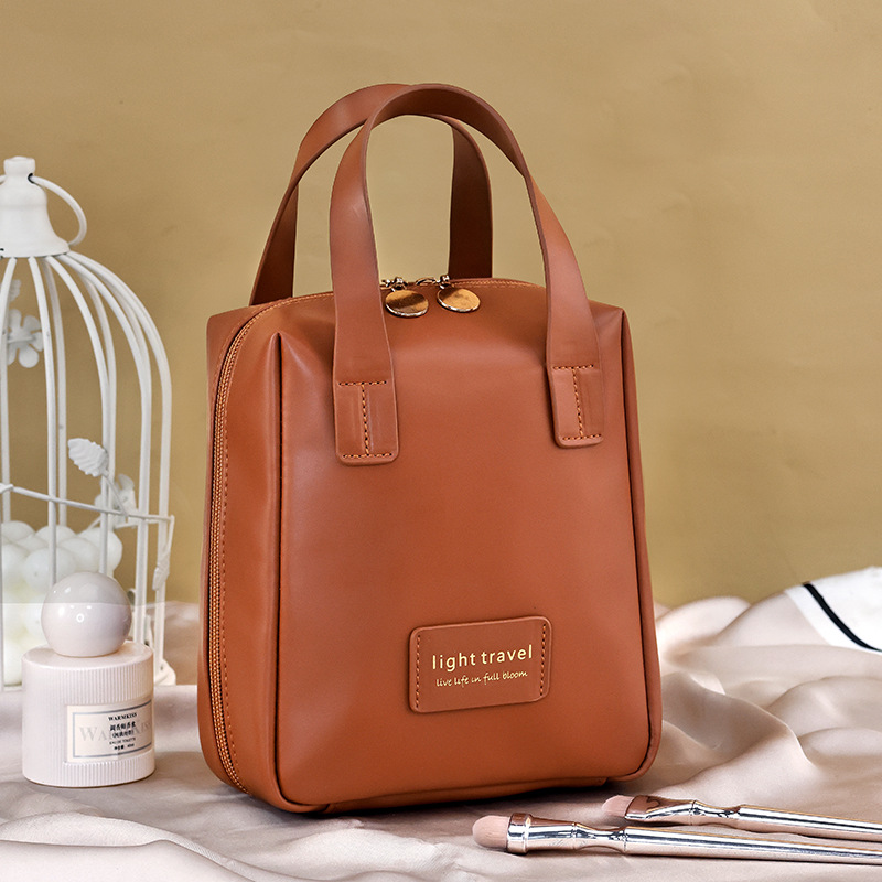 Handheld makeup bag