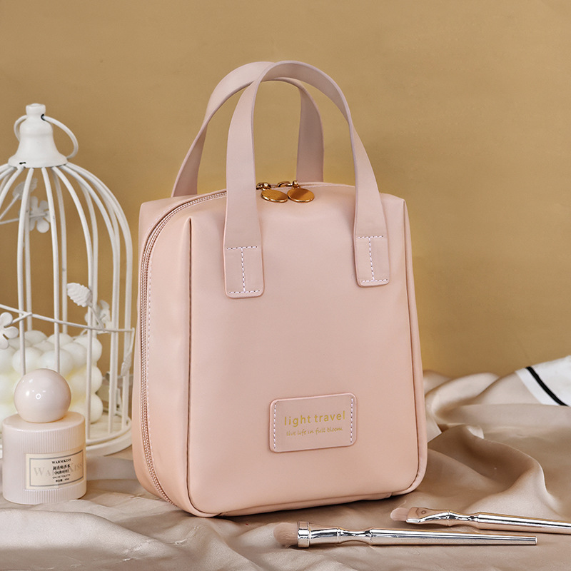 Handheld makeup bag