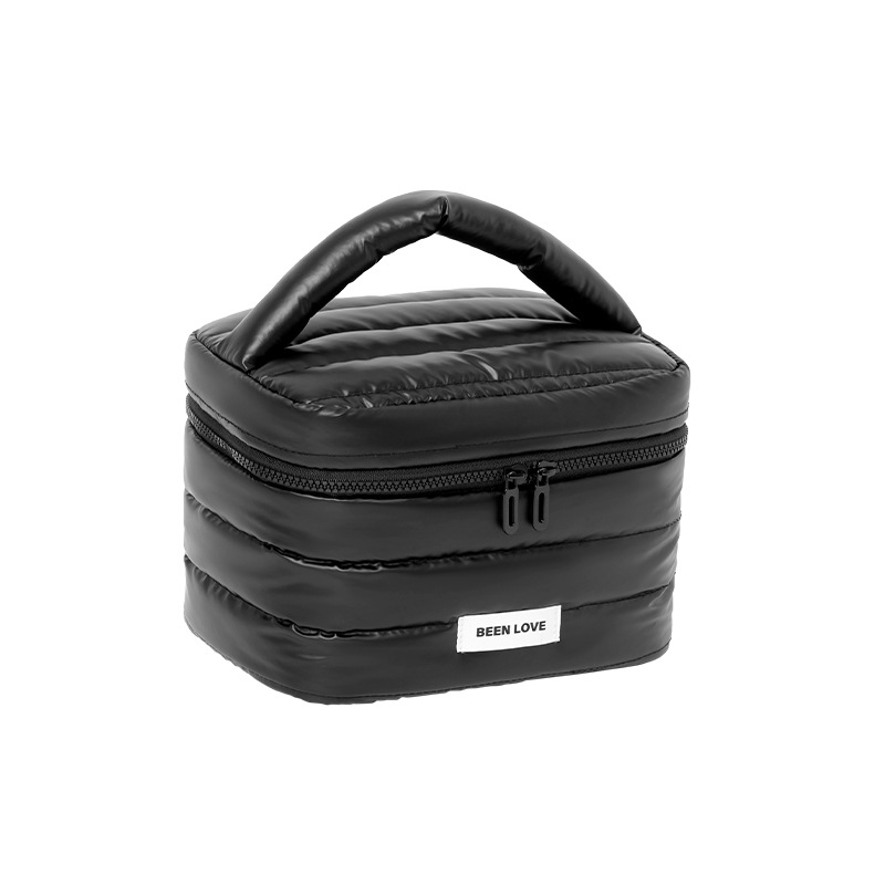 Travel cosmetic storage bag