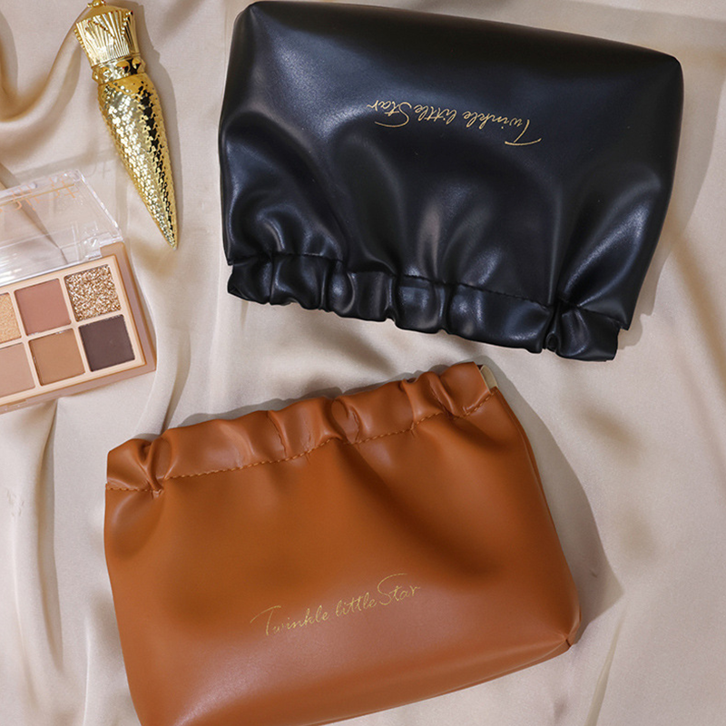 Portable makeup storage bag