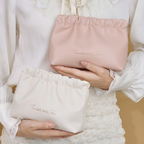 Portable makeup storage bag