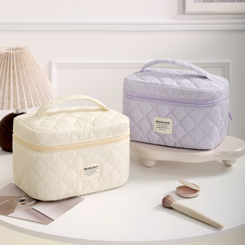 Business Trip Cosmetics Storage Bag