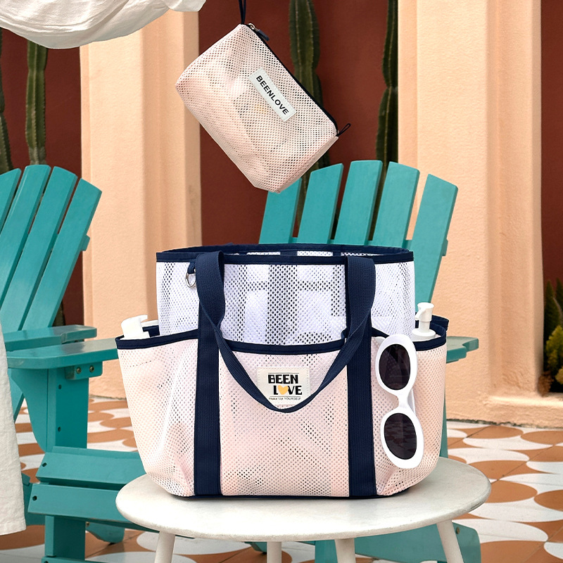 Large-capacity tote beach bag